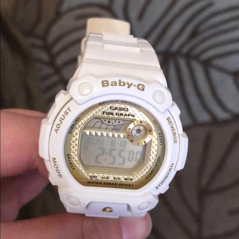G-Shock Baby-G BLX100-7B G-Lide White/gold Watch